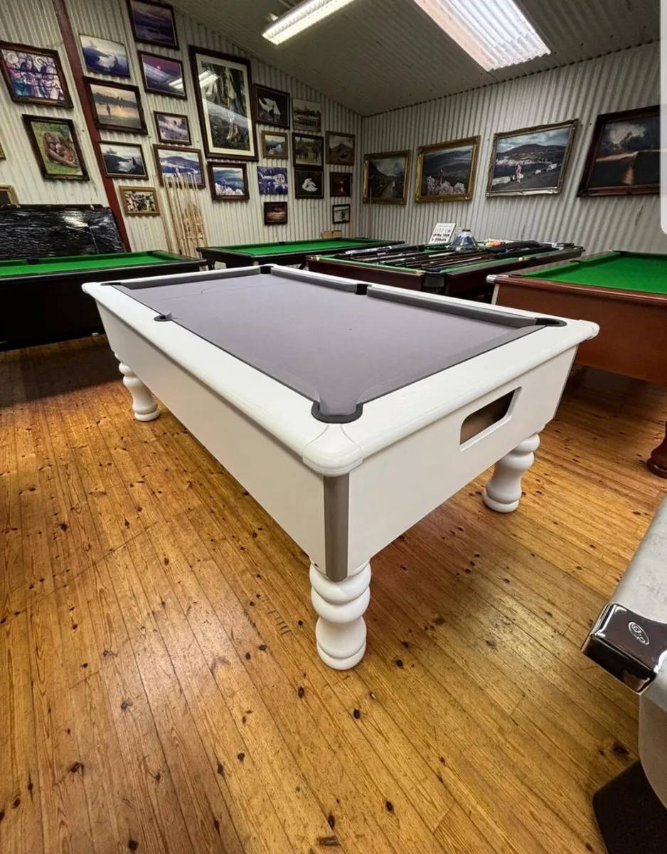Pool tables - Image 1