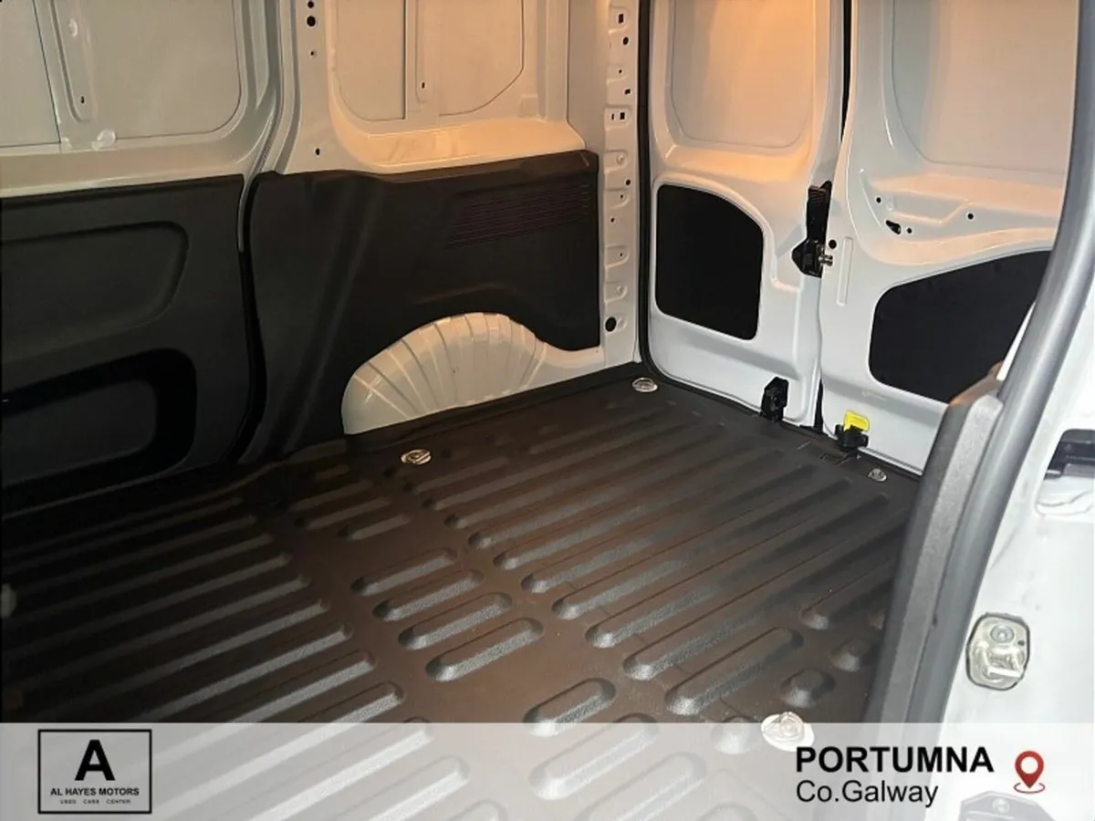 Citroen Berlingo FEEL BlueHDi 1.5dsl 100 MWB - Image 4