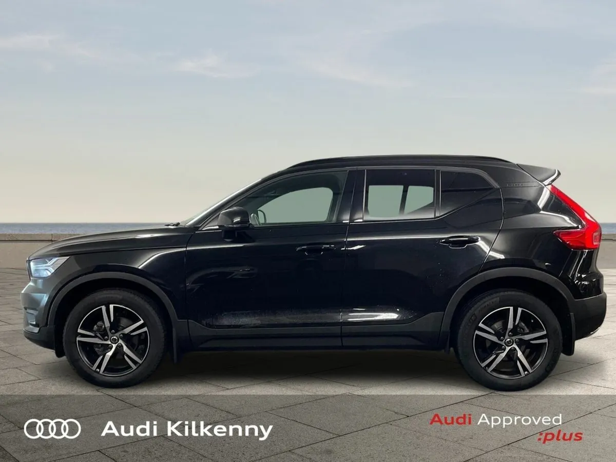 Volvo XC40 ***DEPOSIT TAKEN*** D3 (DIESEL) 150hp R - Image 4