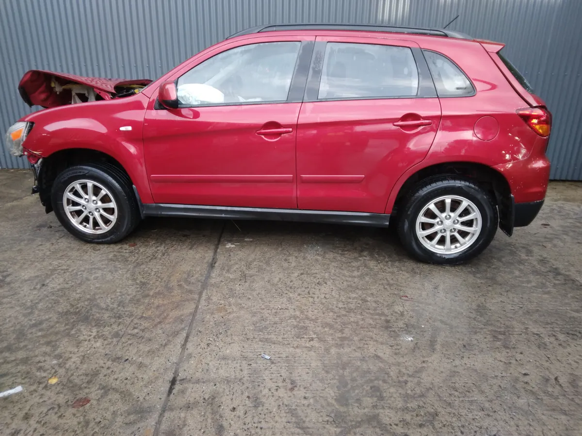 2012 Mitsubishi ASX For Breaking/Dismantling - Image 2