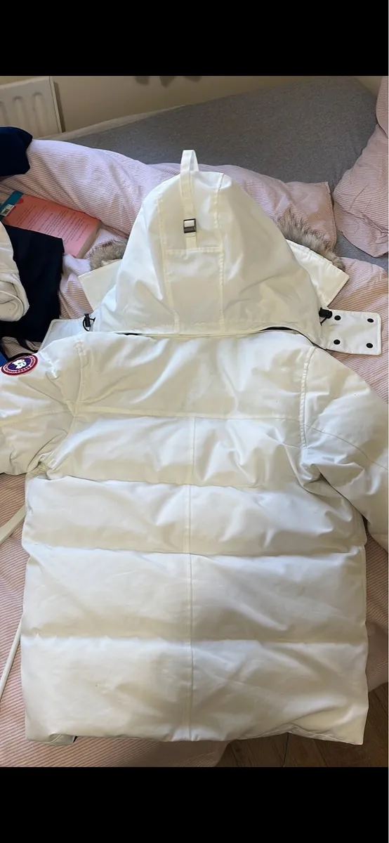 Canada Goose Wyndham Men’s North Star White - Image 3