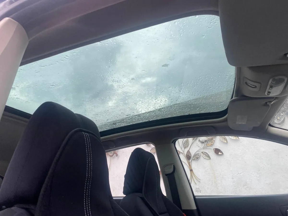 Nissan Qashqai 2007 - Image 3