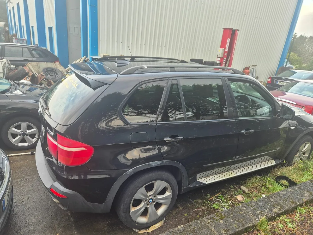 BMW X5 2007 - Image 2
