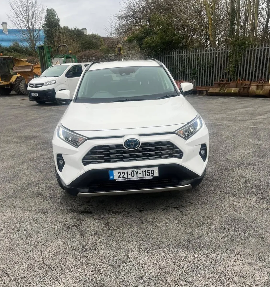 221 Toyota RAV4 Hybrid Automatic - Image 3