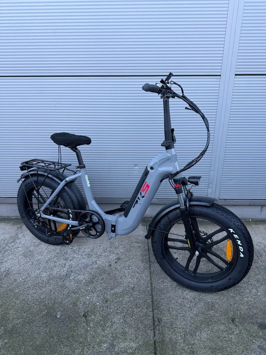 RKS RV10 Step Thru 540WH Folding E-Bike - Image 1