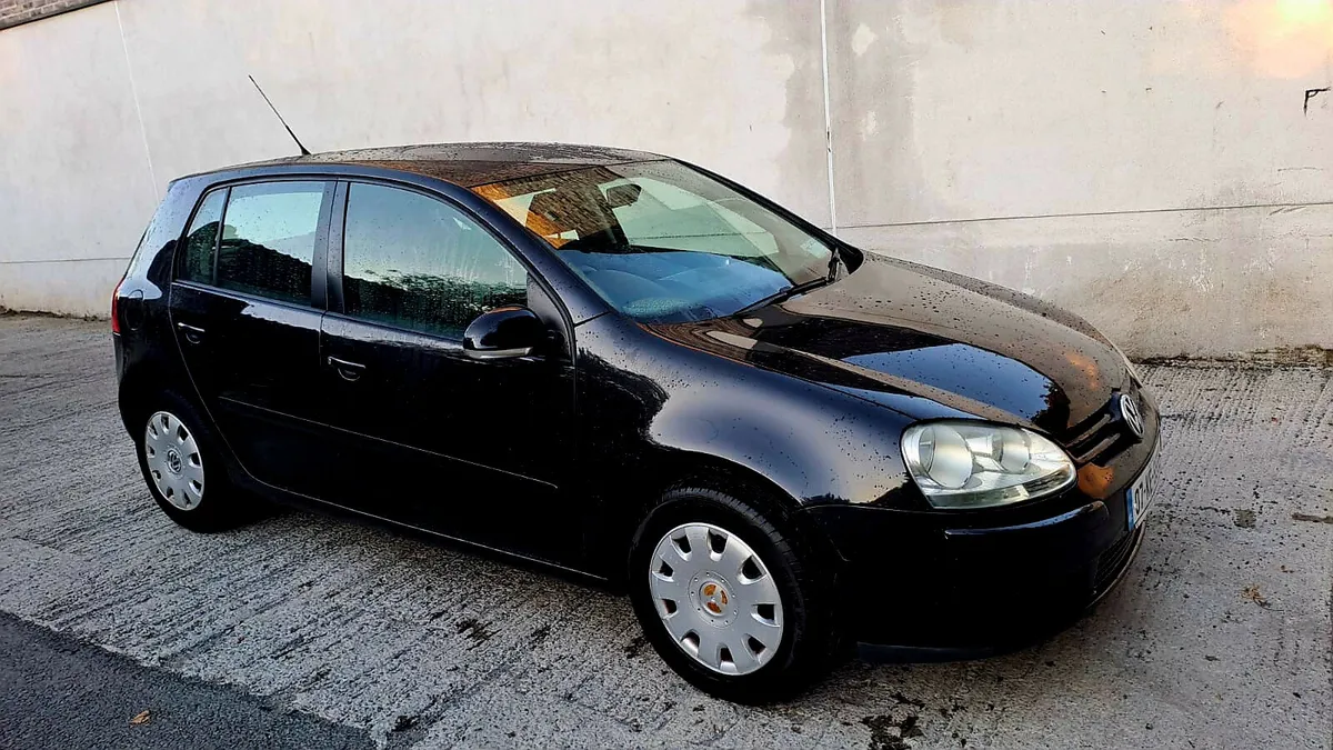 Volkswagen Golf 2007 - Image 1