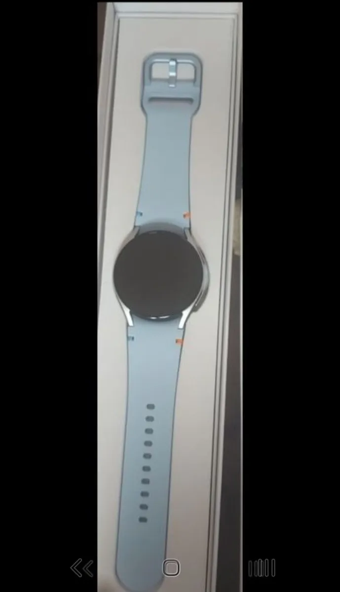 Samsung Galaxy FE watch with bixby - Image 2