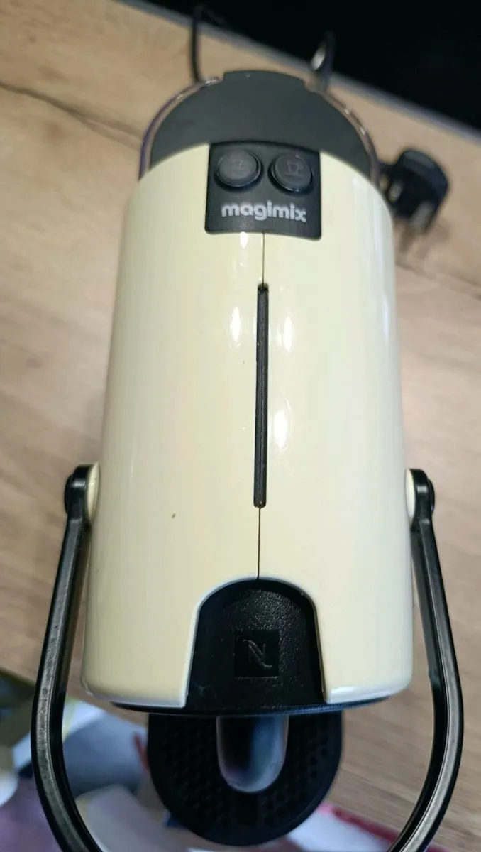 Nespresso Magimix Innisua coffee machine - Image 3