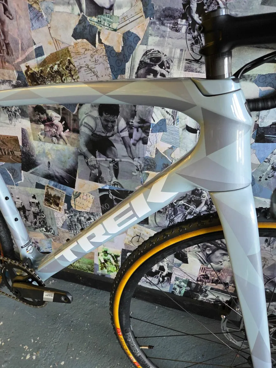 Cyclocross Bike - Image 1