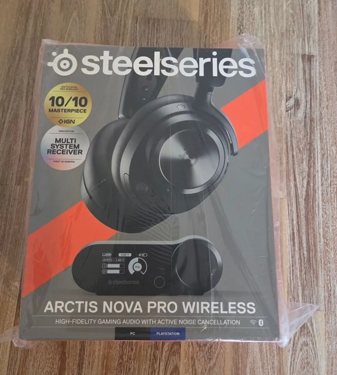 Steel Series Arctic Nova Pro Wireless
