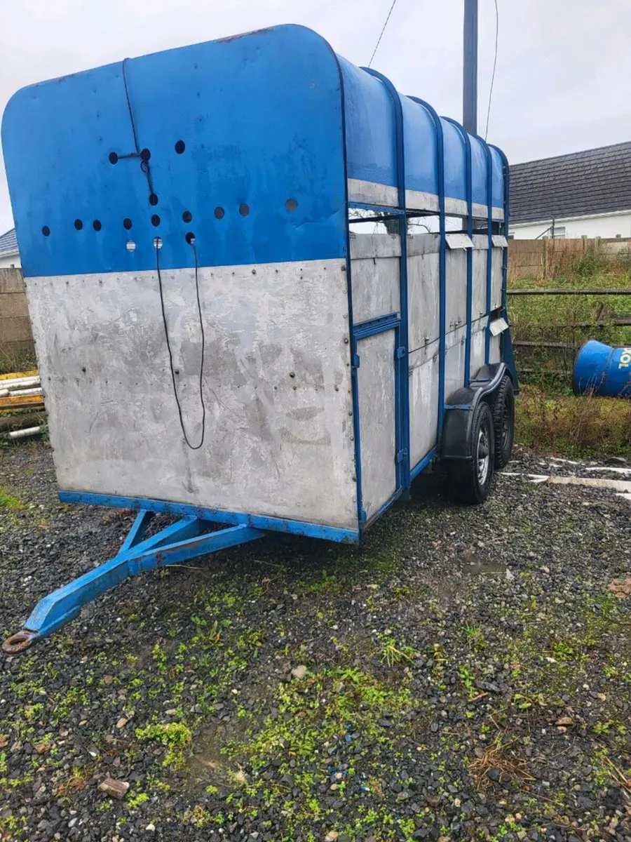 Cattle trailer - Image 2