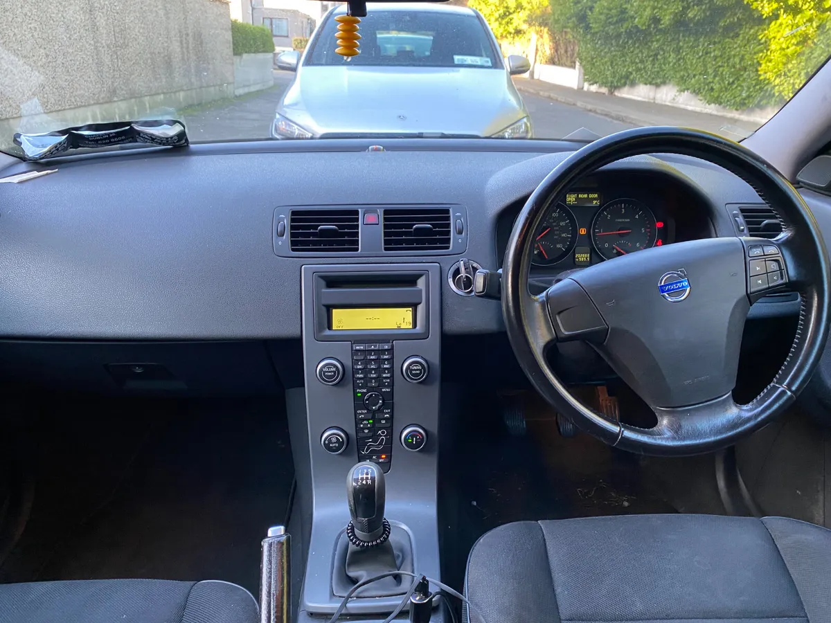 Volvo V50 1.6D - €995 - Image 4