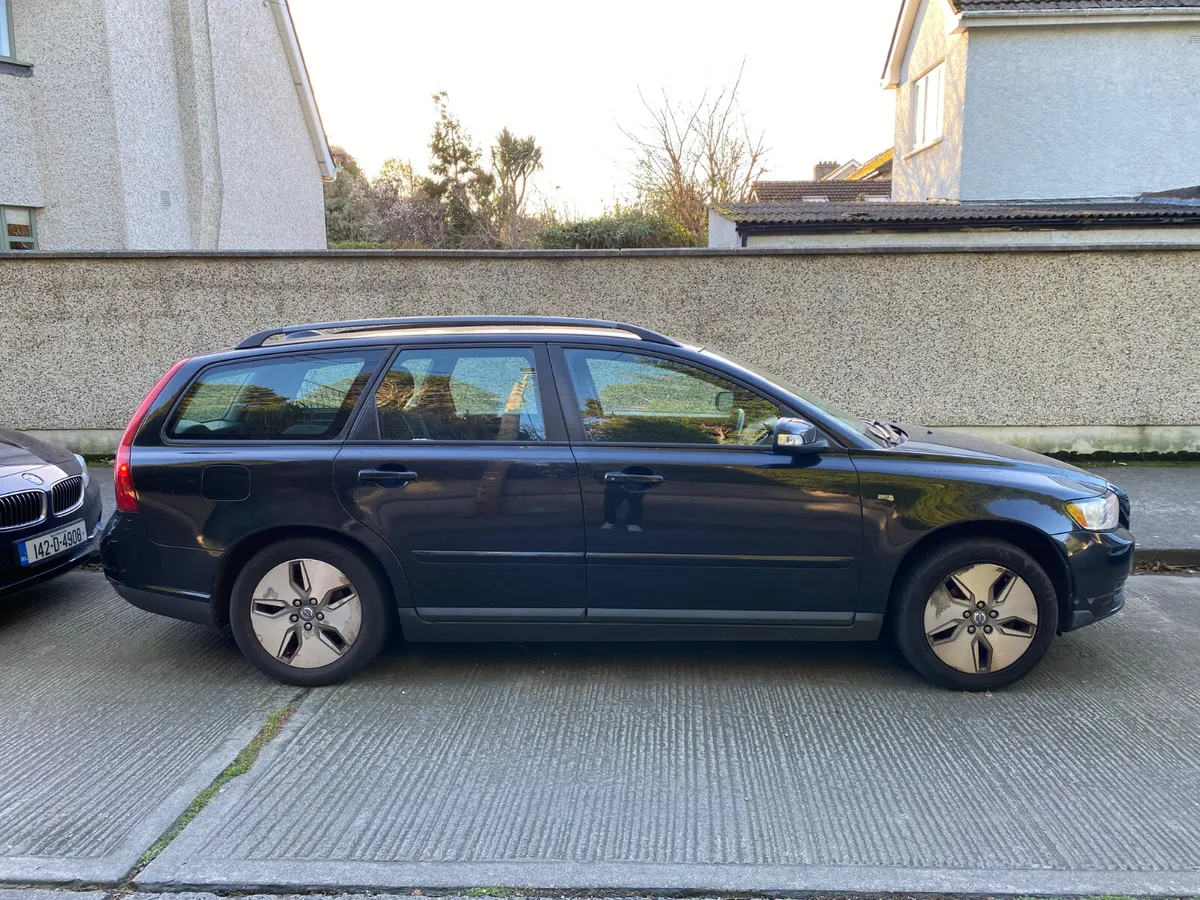Volvo V50 1.6D - €995 - Image 2