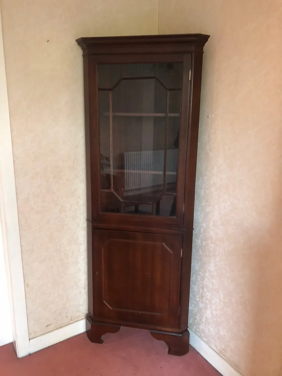 Table and 5 chairs plus cabinet - Image 2