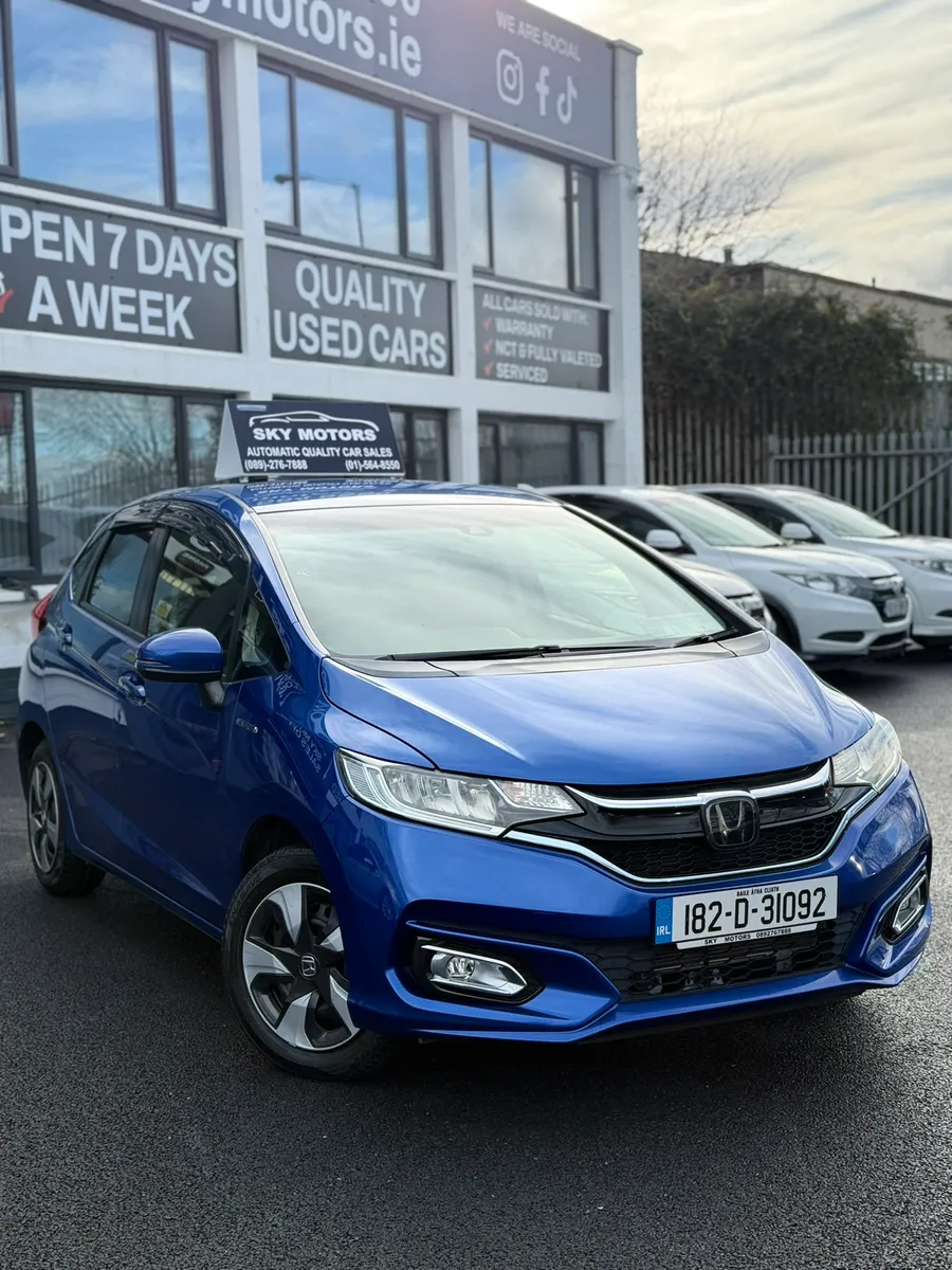 2018 Honda FIT 1.5 Hybrid automatic,Leather Specs - Image 4