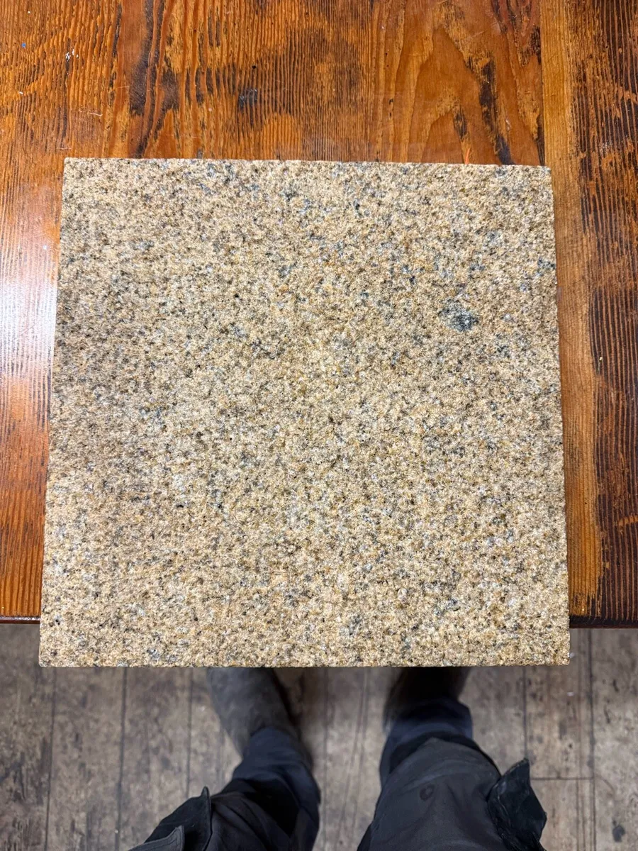 300mm square Granite 25mm flags - Image 1