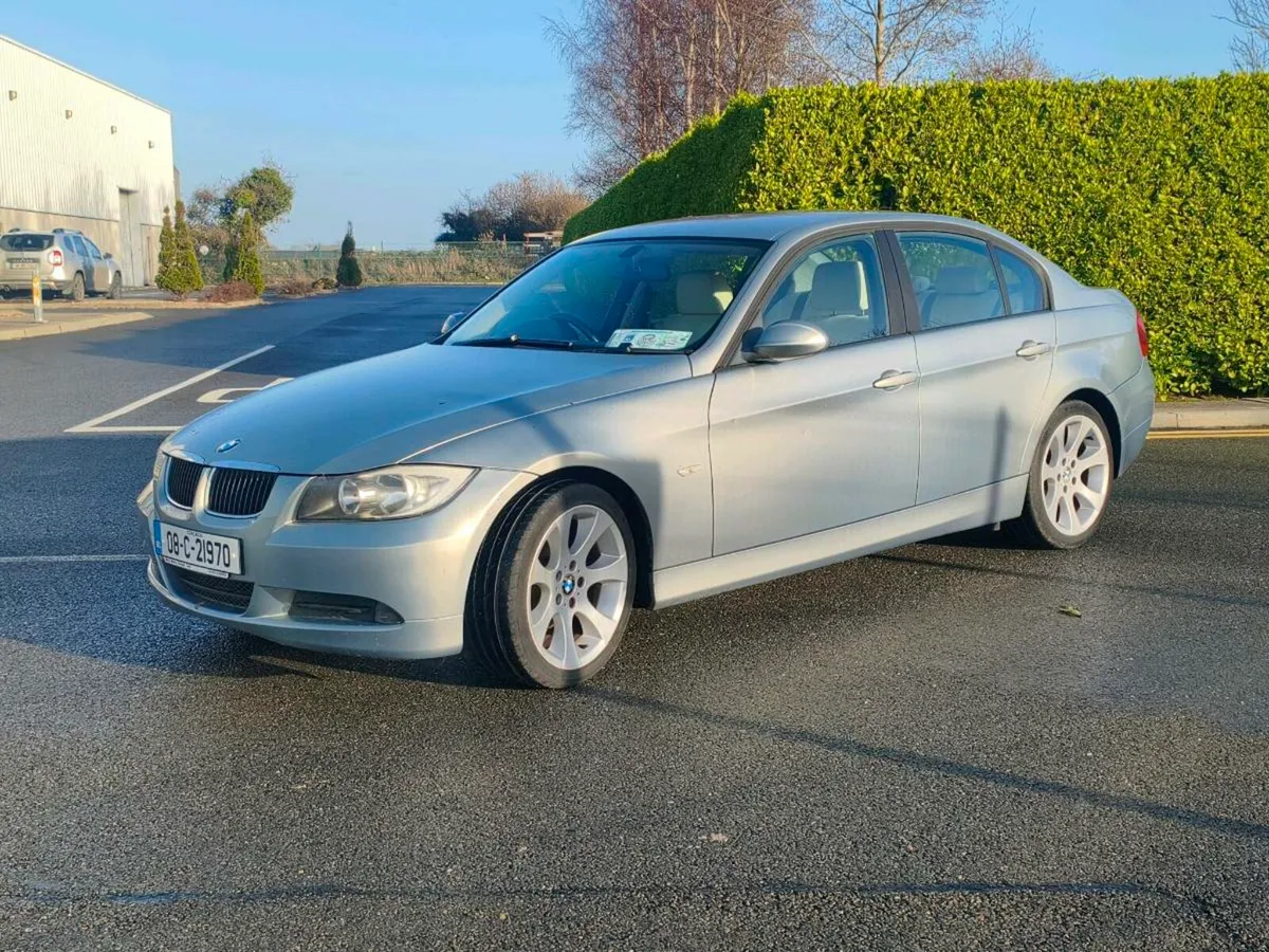 BMW 318i 2008 New Nct - Image 4