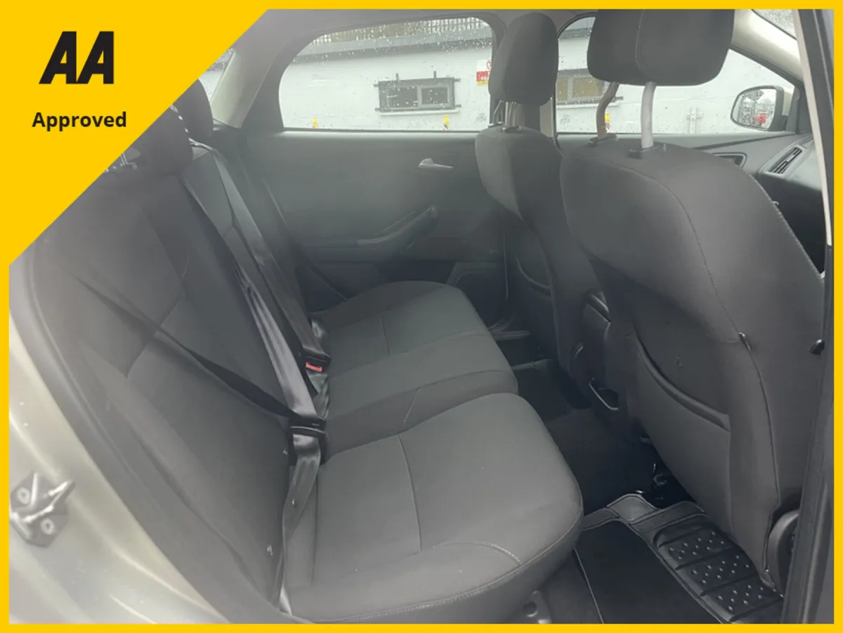 Ford Focus STYLE 1.6 TDCI FREE DELIVERY - Image 3