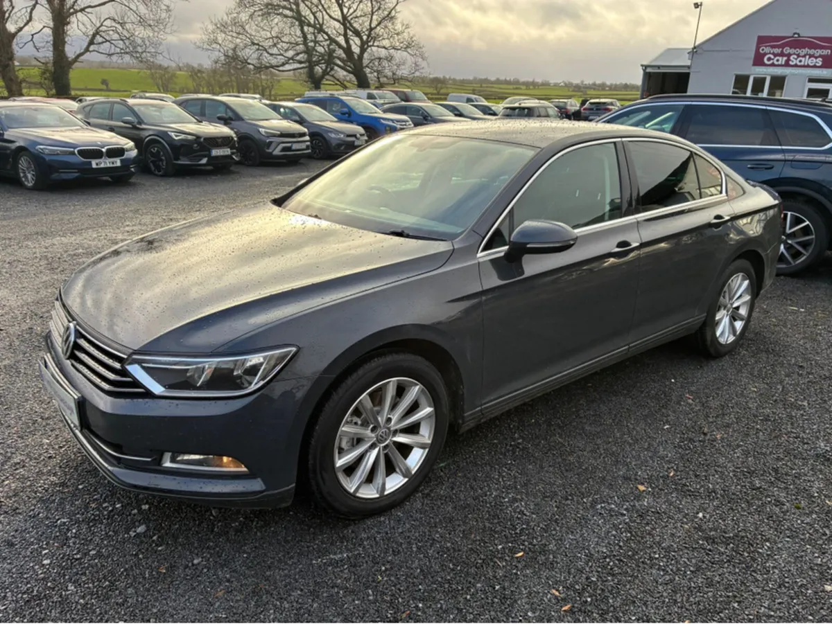 Volkswagen Passat 1.6 TDI SE BLUEMOTION - Image 4