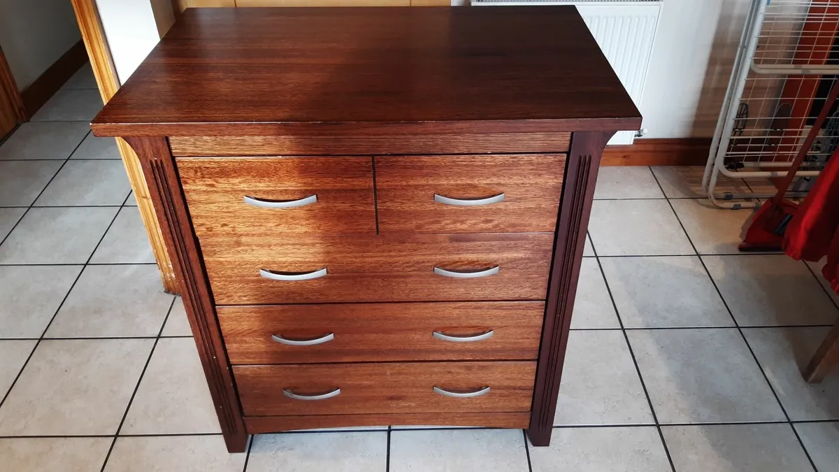 Chest of drawers (x2) - Image 1