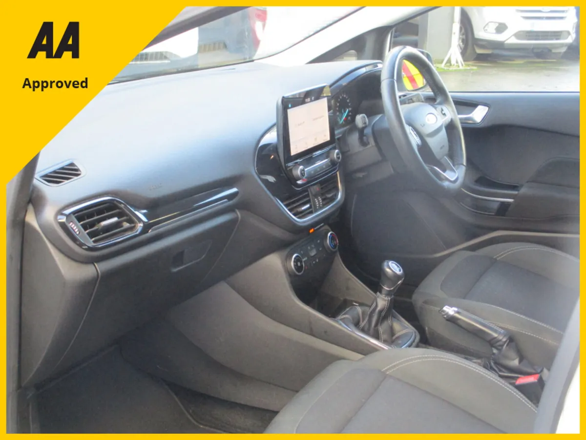 Ford Fiesta TITANIUM 1.1 PETROL HIGH SPEC WITH REA - Image 3