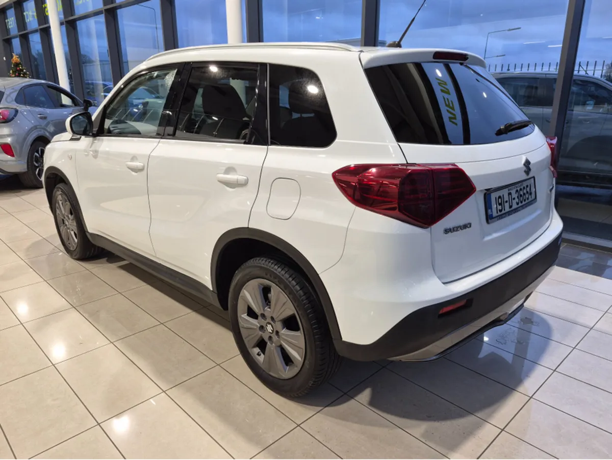 Suzuki Vitara 1.4 BOOSTERJET SZ-T 5DR - Image 4