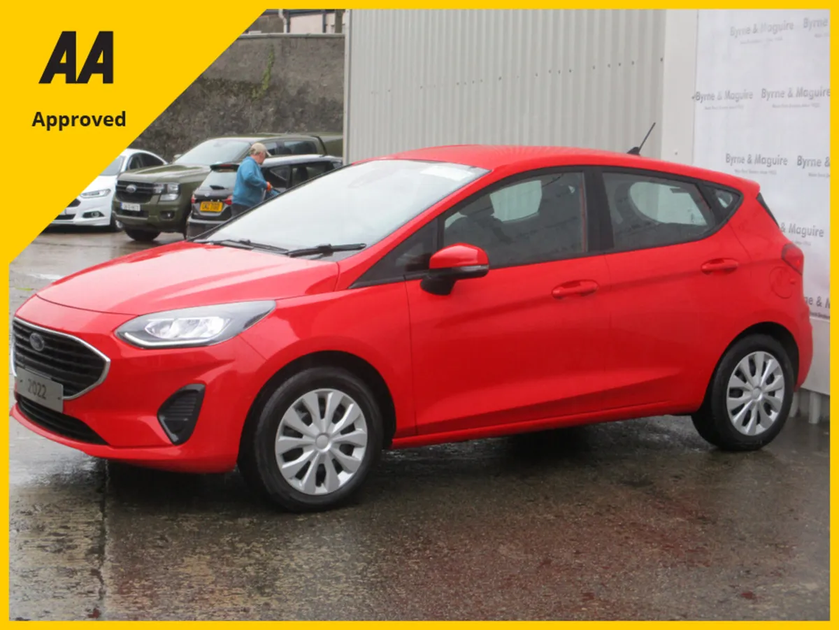Ford Fiesta TREND 1.0 PETROL LOW KMS HIGH SPEC WIT - Image 4