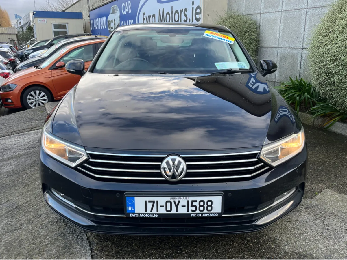 Volkswagen Passat AUTOMATIC 2.0 TDI DIESEL SE BUSI - Image 3