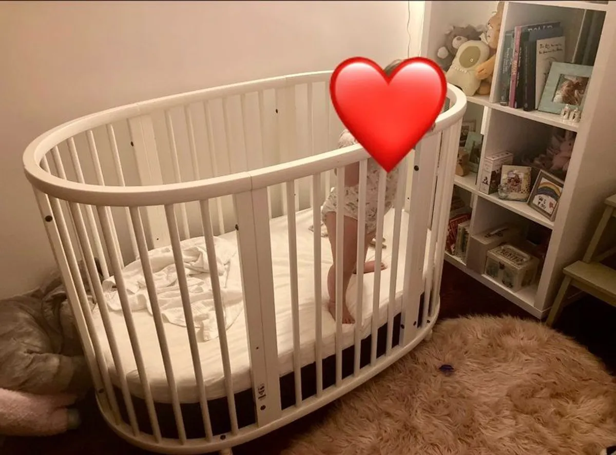 Stokke Sleepi Bed - Image 3