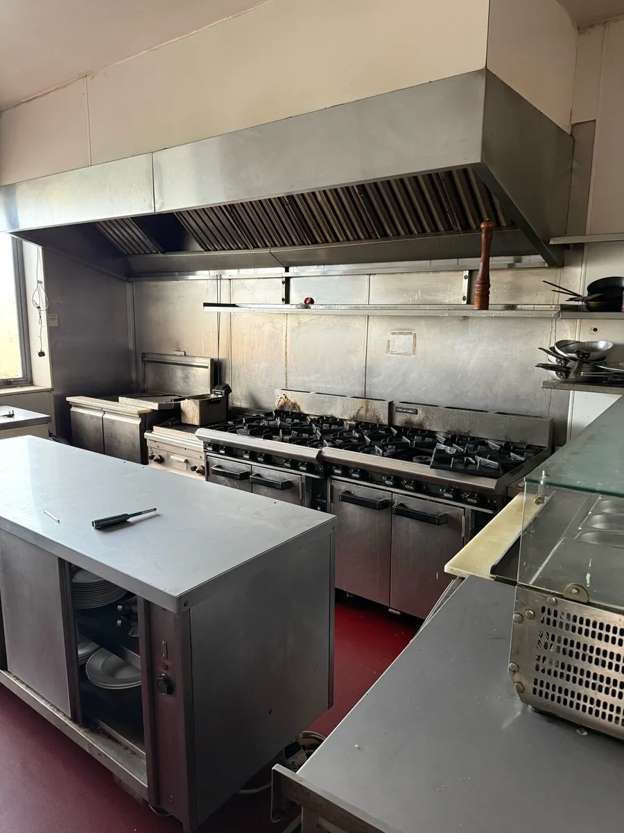 Kitchen Equipment - Image 4