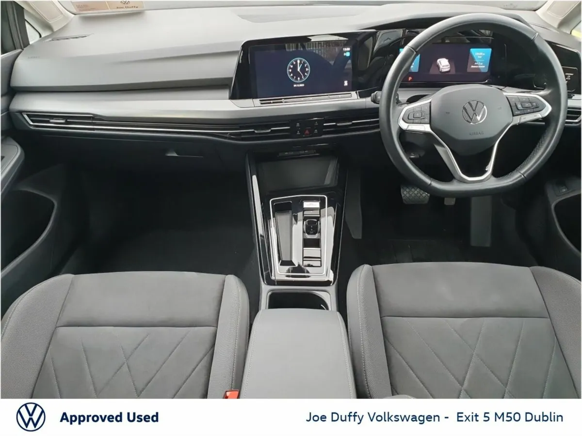 Volkswagen Golf Style Tsi E-Hybrid S-A  Style  TSi - Image 3