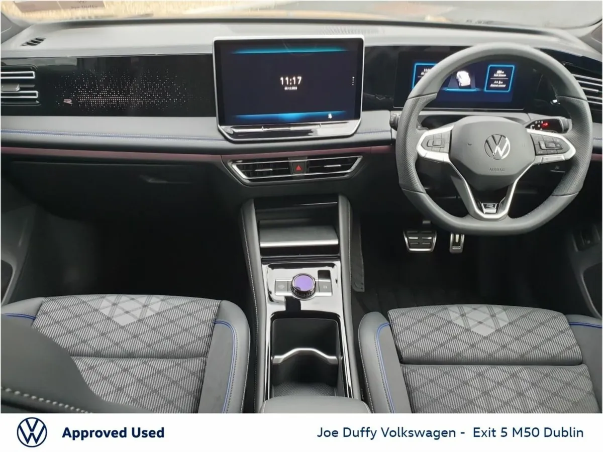 Volkswagen Tiguan R-Line Tsi Phev S-A  R-Line  TSi - Image 3