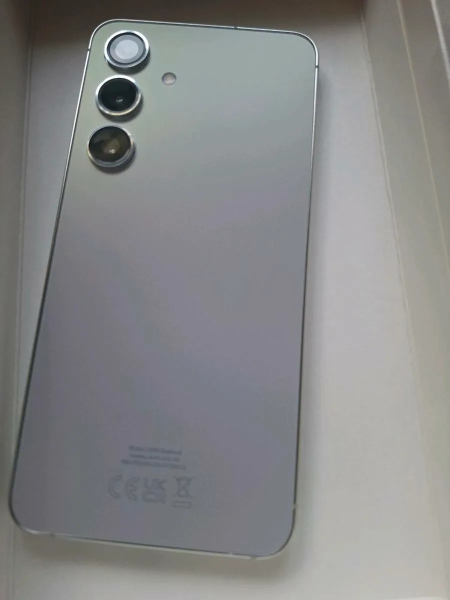 New Samsung S24 Dual 128 gb - Image 1