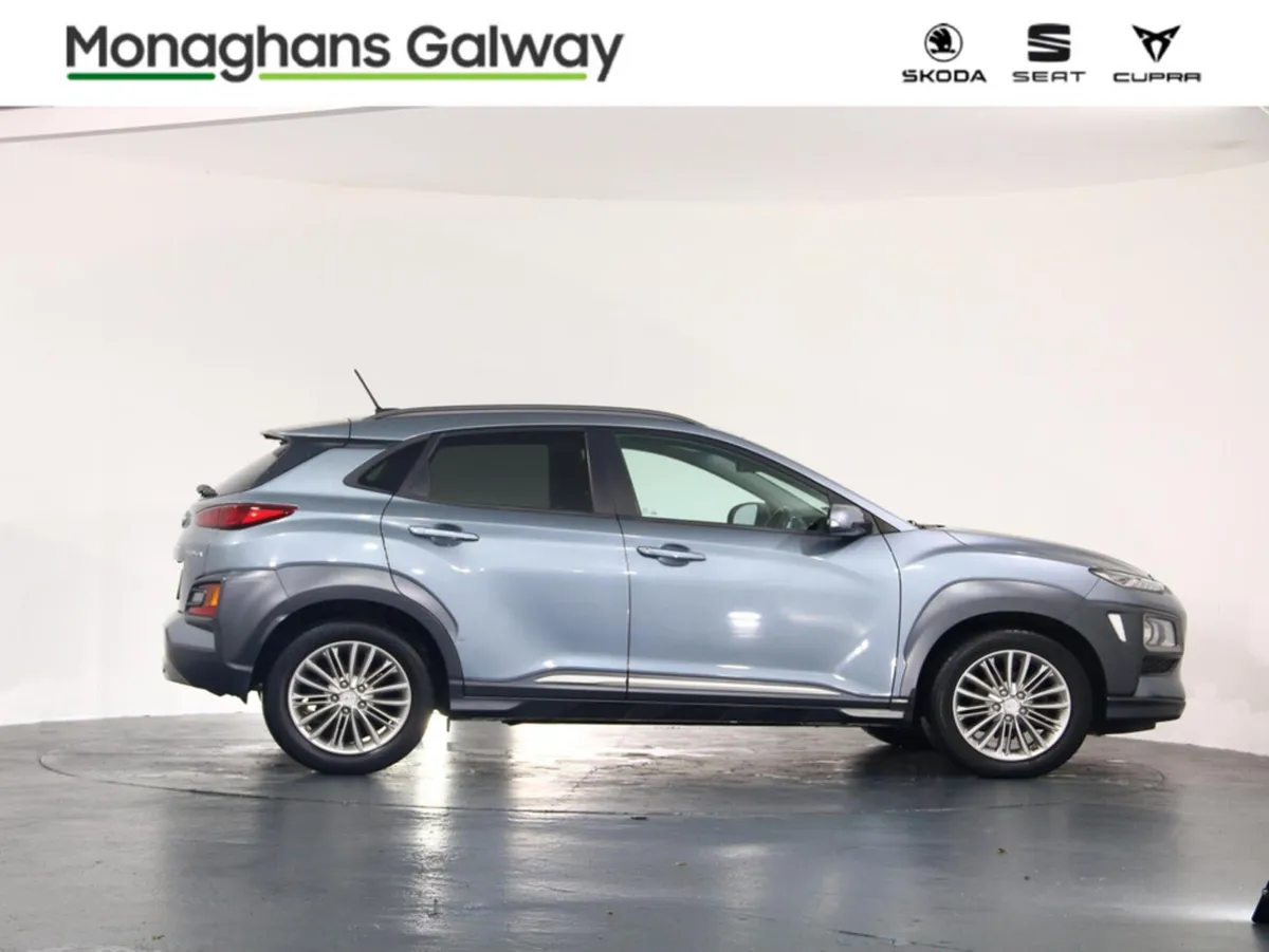 Hyundai KONA KAUAI EXECUTIVE 5DR - Image 3