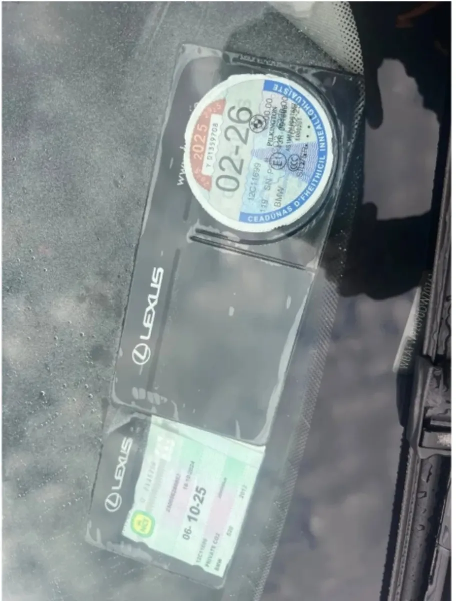 2012 bmw 5-series 2.0 diesel driving - Image 2