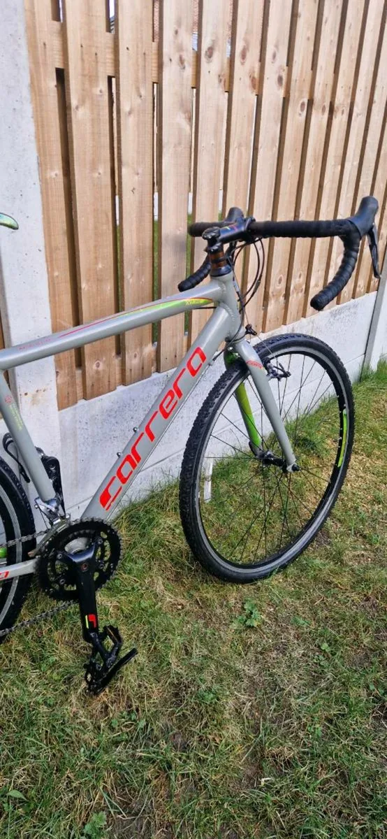 Carrera road bike ( serviced ) ( delivery ) - Image 2