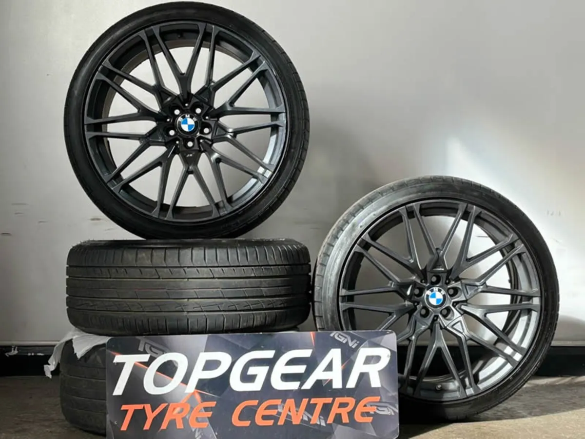 22" G05 X5M Competition Style Alloy Wheels & Tyres - Image 1