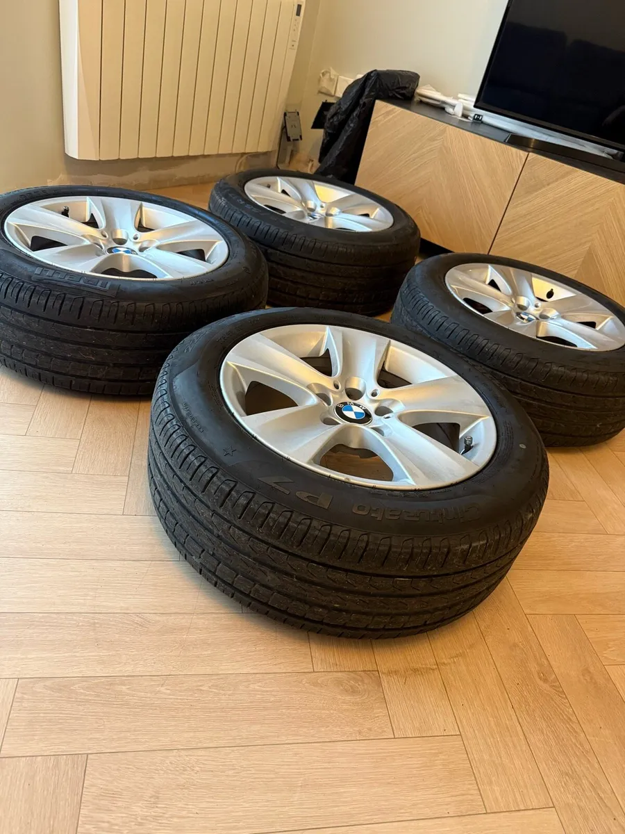 BMW ALLOY WHEELS WITH TYRES - Image 2