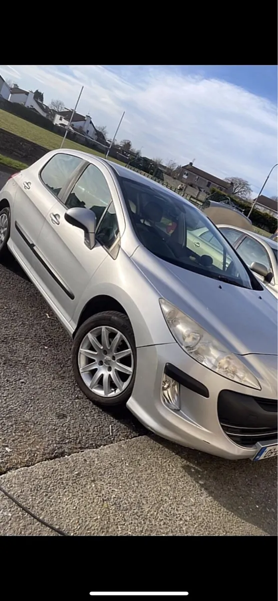 Peugeot 308 - Image 3