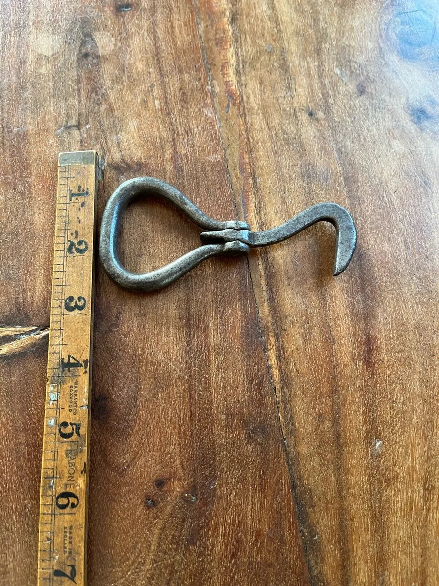 Folding Hoof Pick - Image 3