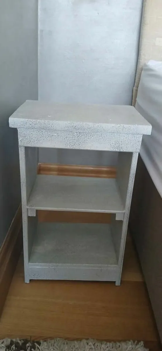 vintage stand - Image 4