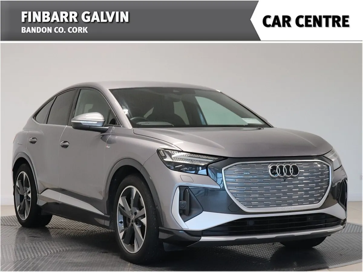 Q4 e-tron 40 S LINE - Image 1