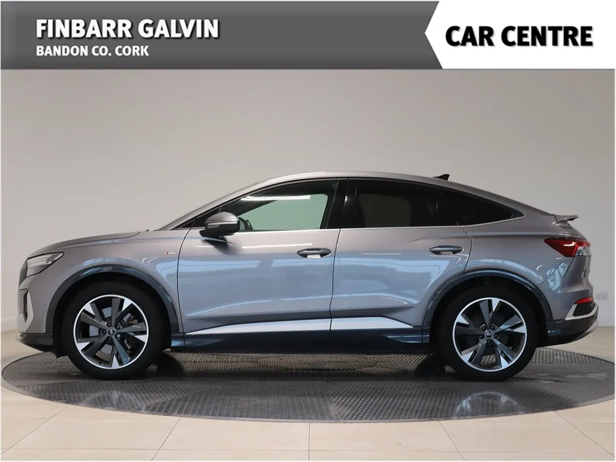 Q4 e-tron 40 S LINE - Image 3