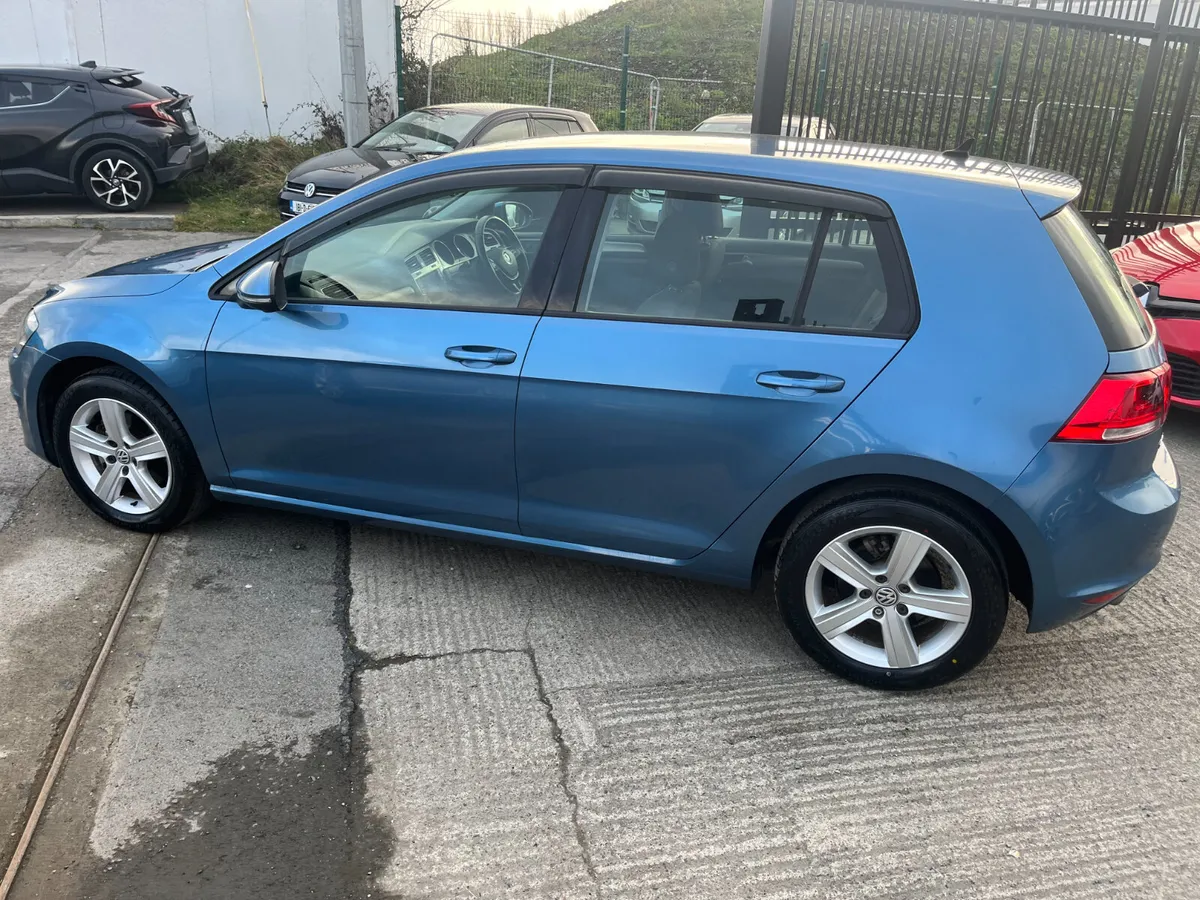 Volkswagen Golf 2015, 1.2 TSI 5 DR AUTO LOW KMS - Image 4