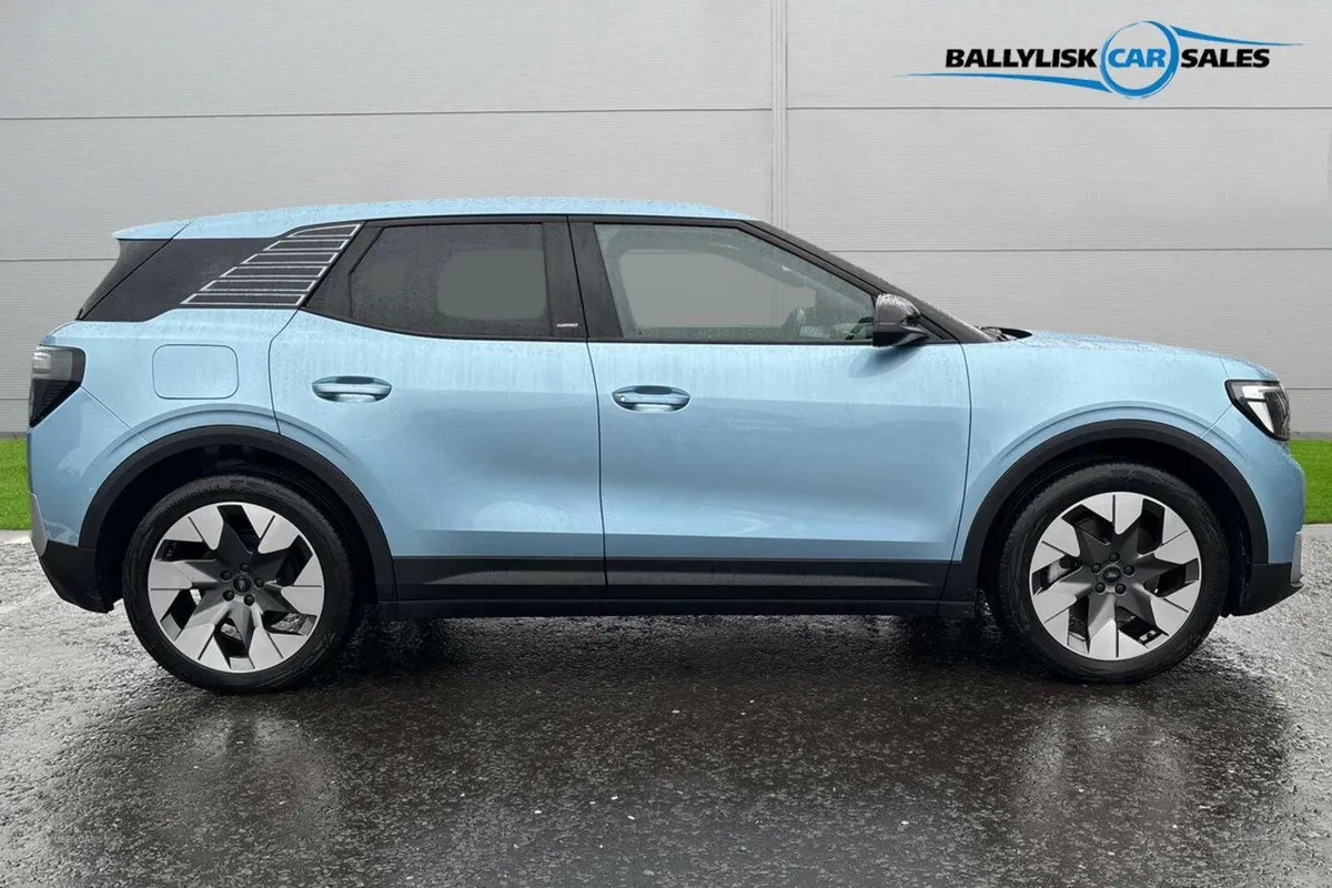 Ford Explorer 210KW Extended Range 77kWh Premium i - Image 3