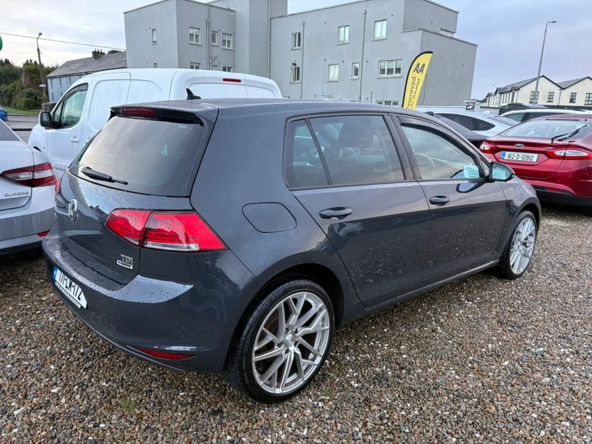 Volkswagen Golf 1.6 TDI 110 Trendline - Image 2
