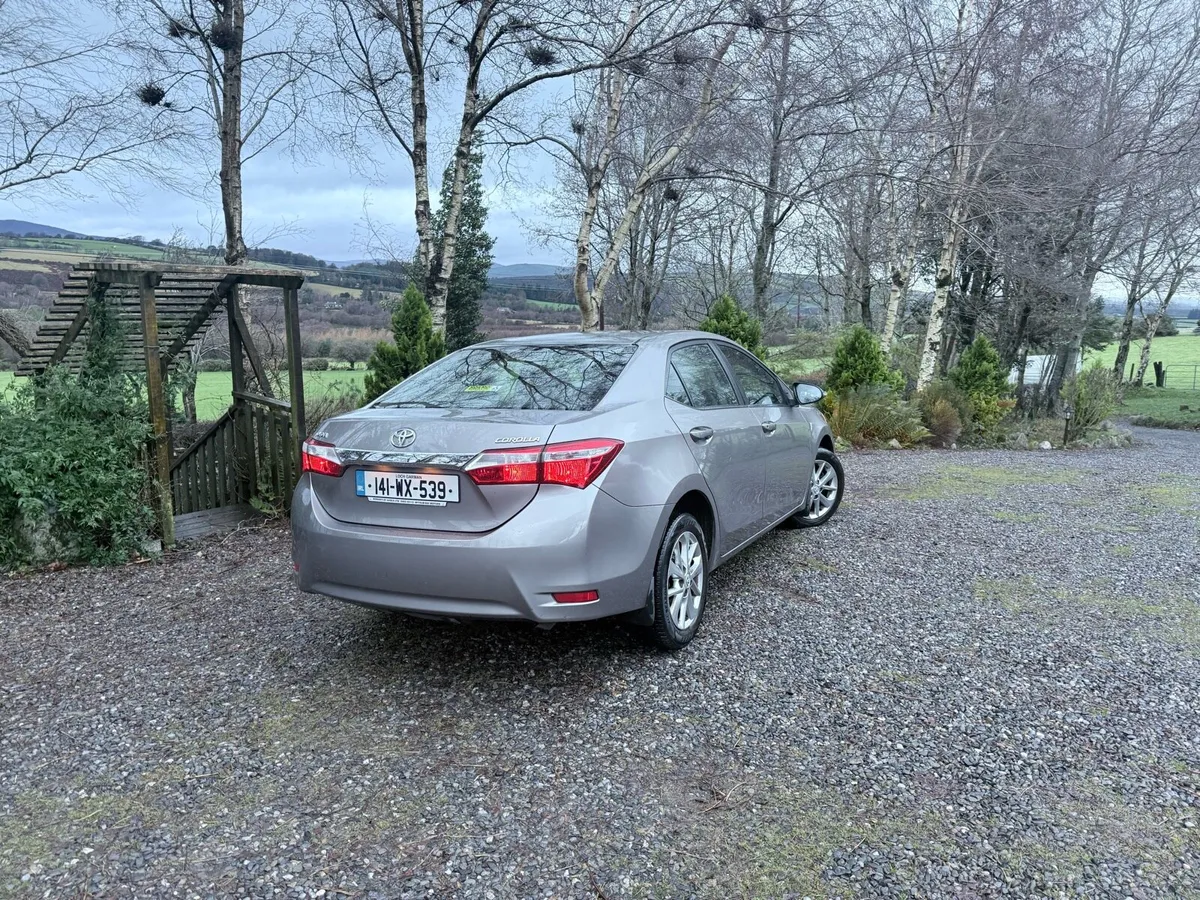 Toyota Corolla 2014 - Image 1