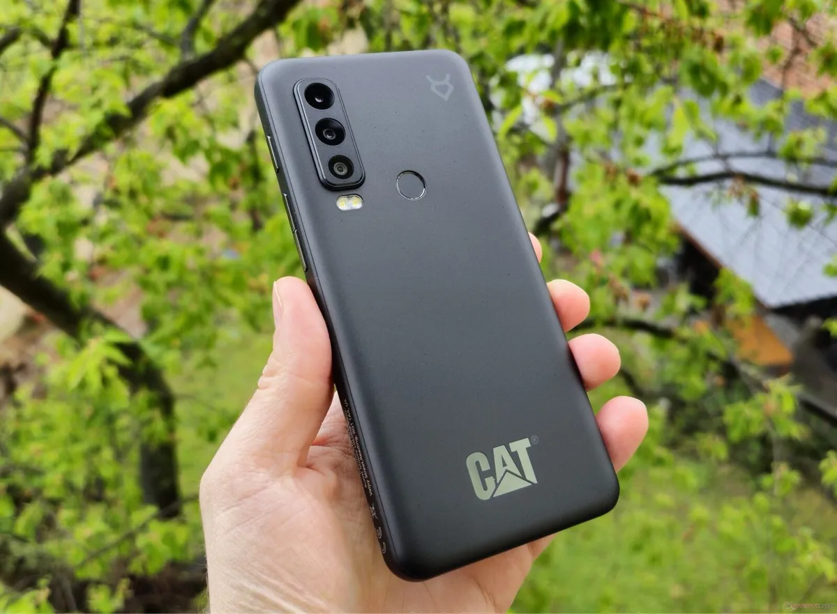 CAT S75 Bulider Smart phone - Image 2