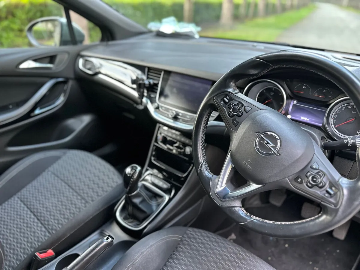 Opel Astra 2018 nct 01/28 - Image 4