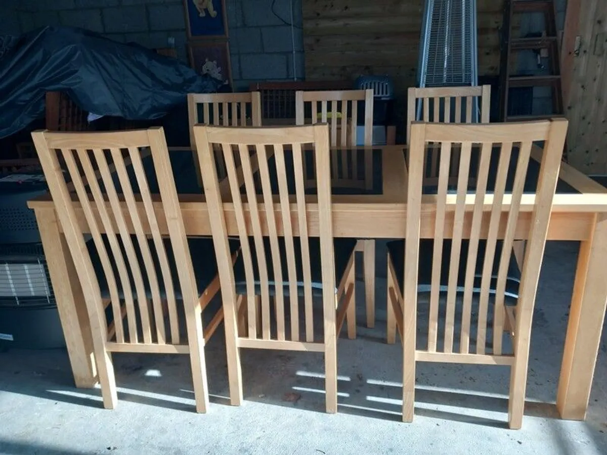table and chairs.Solid wood - Image 2